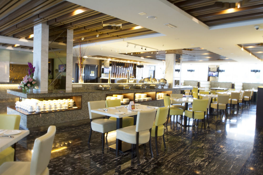 Promenade Hotel Bintulu Buitenkant foto