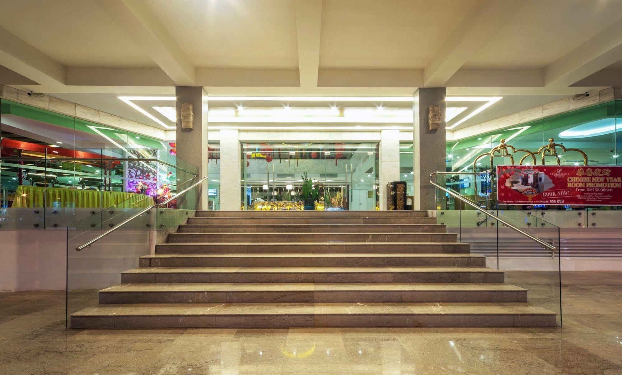 Promenade Hotel Bintulu Buitenkant foto